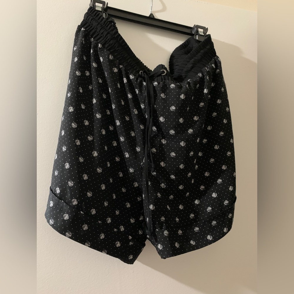 NWT Zac & Rachel Polka Dot Black Relaxed Shorts size XL